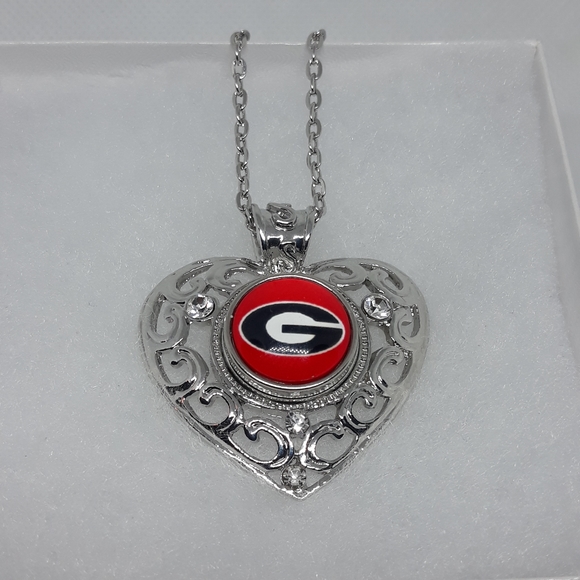 Georgia Bulldogs Necklace - Picture 1 of 4